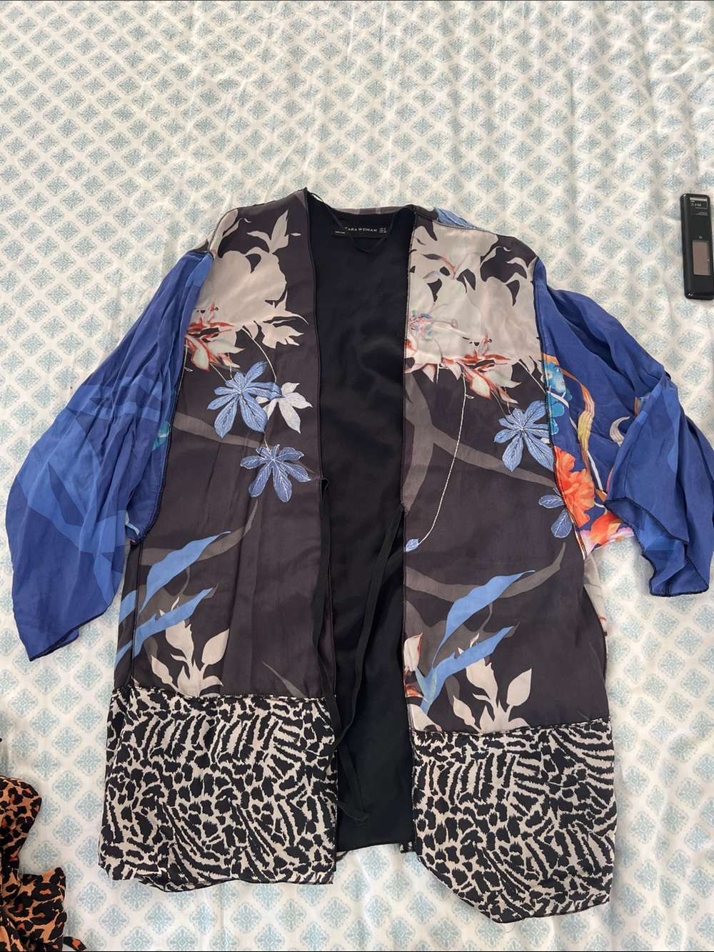 Floral-Print Open Front Kimono Jacket in Blue and Black